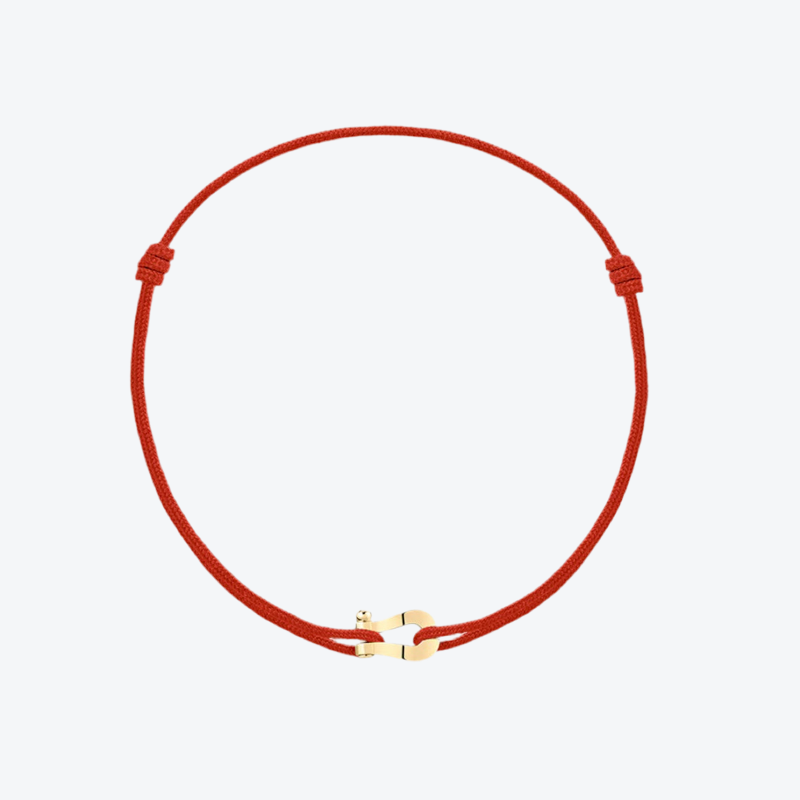 צמיד יוקרתי חוט בגוון אדום עם אבזם בגוון זהב