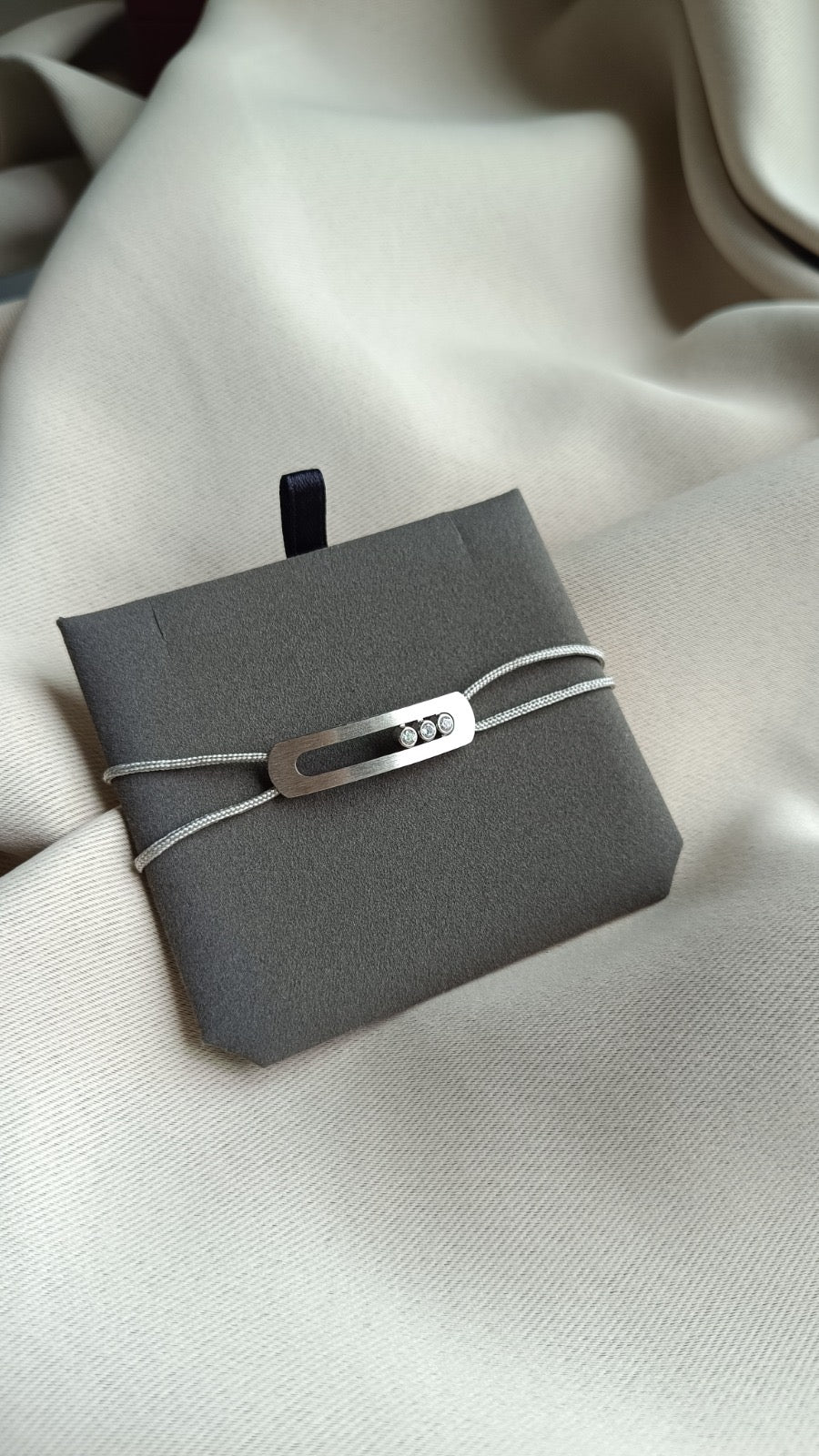 צמיד אלגנטי 3 זירקונים נוצצים רצועת חבל צבע אפור - Jewelluxe