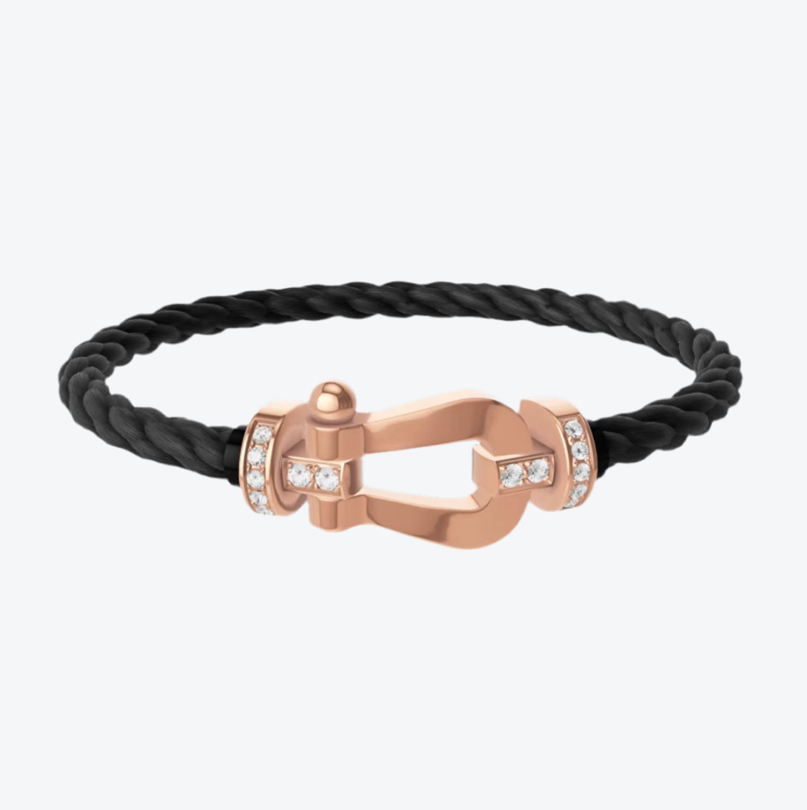 צמיד יוקרתי עם רצועת חבל שחורה ואבזם בגוון זהב ורוד משובץ בחצי זירקונים
