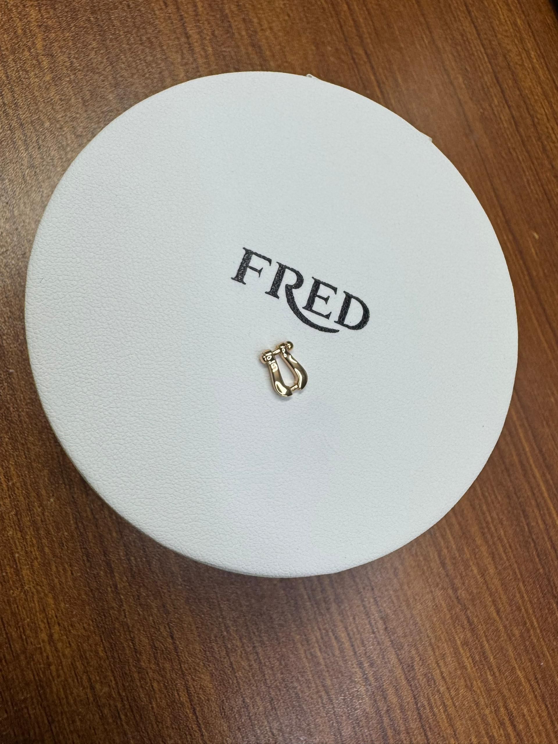 צמיד יוקרתי חוט בגוון שחור עם אבזם בגוון זהב ורוד מבריק