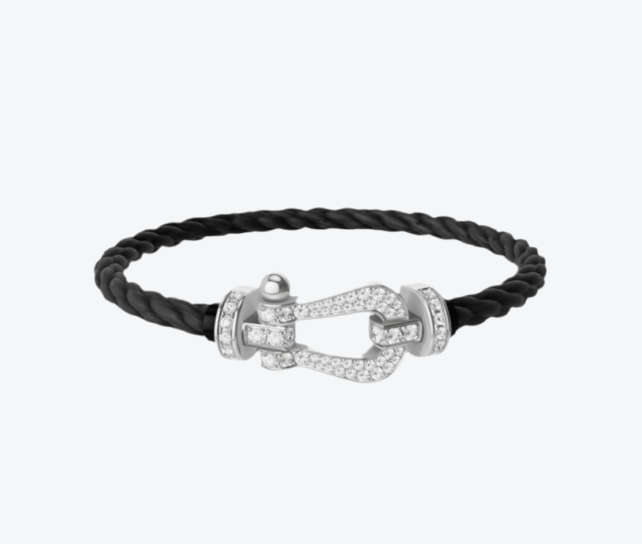 צמיד יוקרתי עם רצועת חבל שחורה ואבזם בגוון כסף משובץ בזירקונים נוצצים