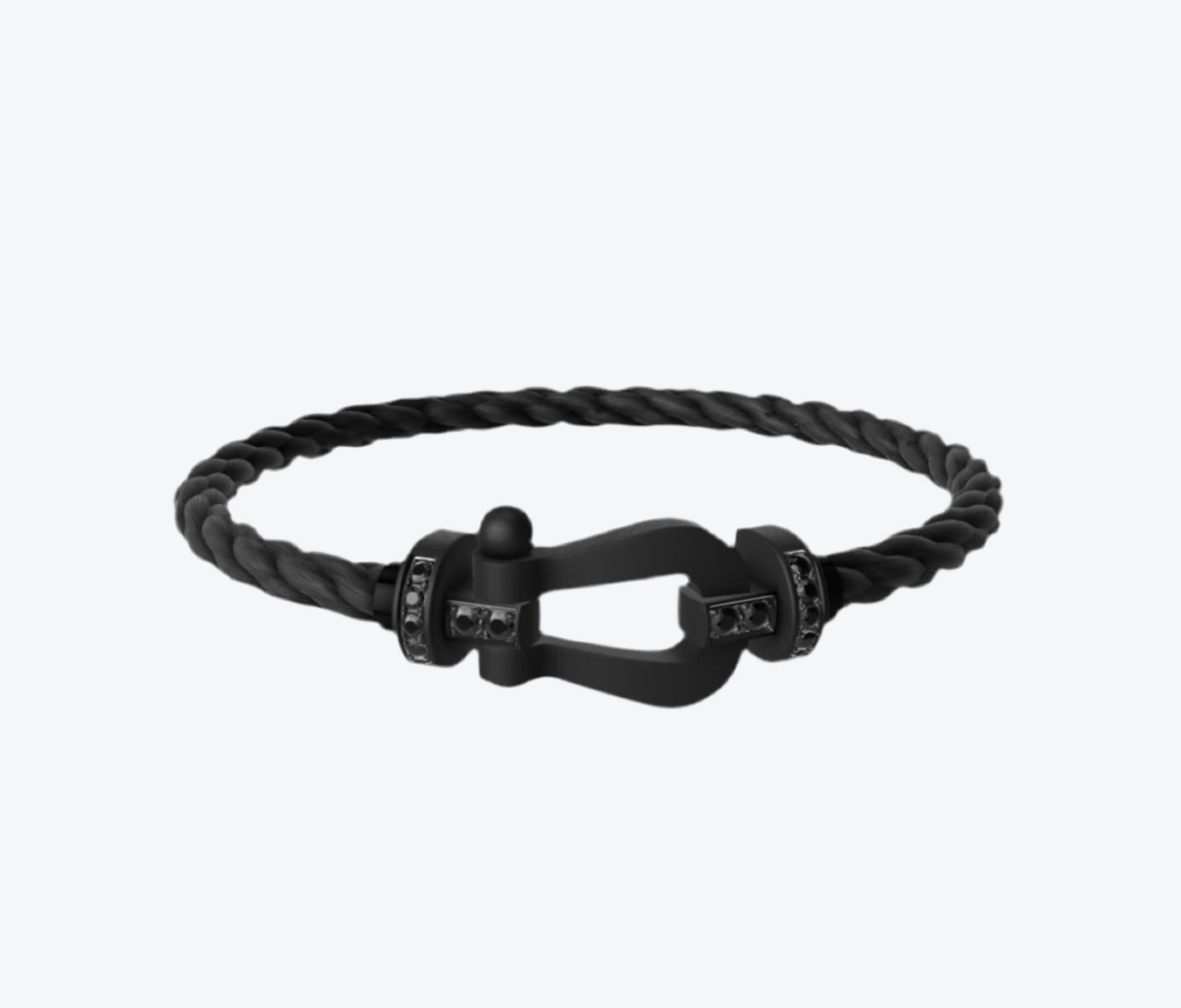 צמיד יוקרתי עם רצועת חבל שחורה ואבזם שחור מט אלגנטי משובץ חצי בזירקונים