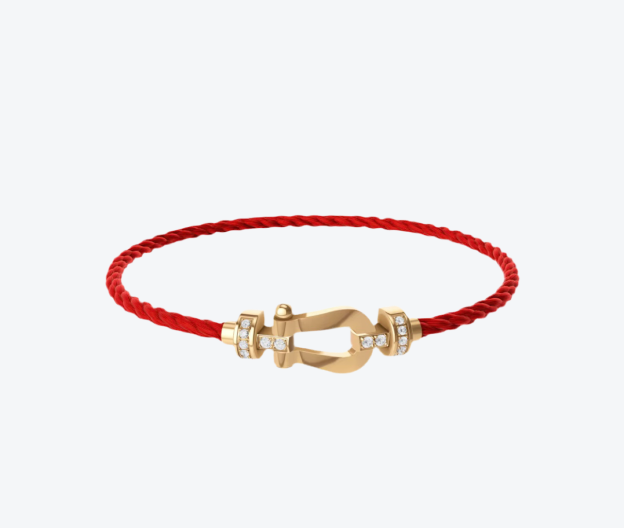 צמיד יוקרתי עם רצועת חבל אדומה ואבזם בגוון זהב משובץ חצי זירקונים