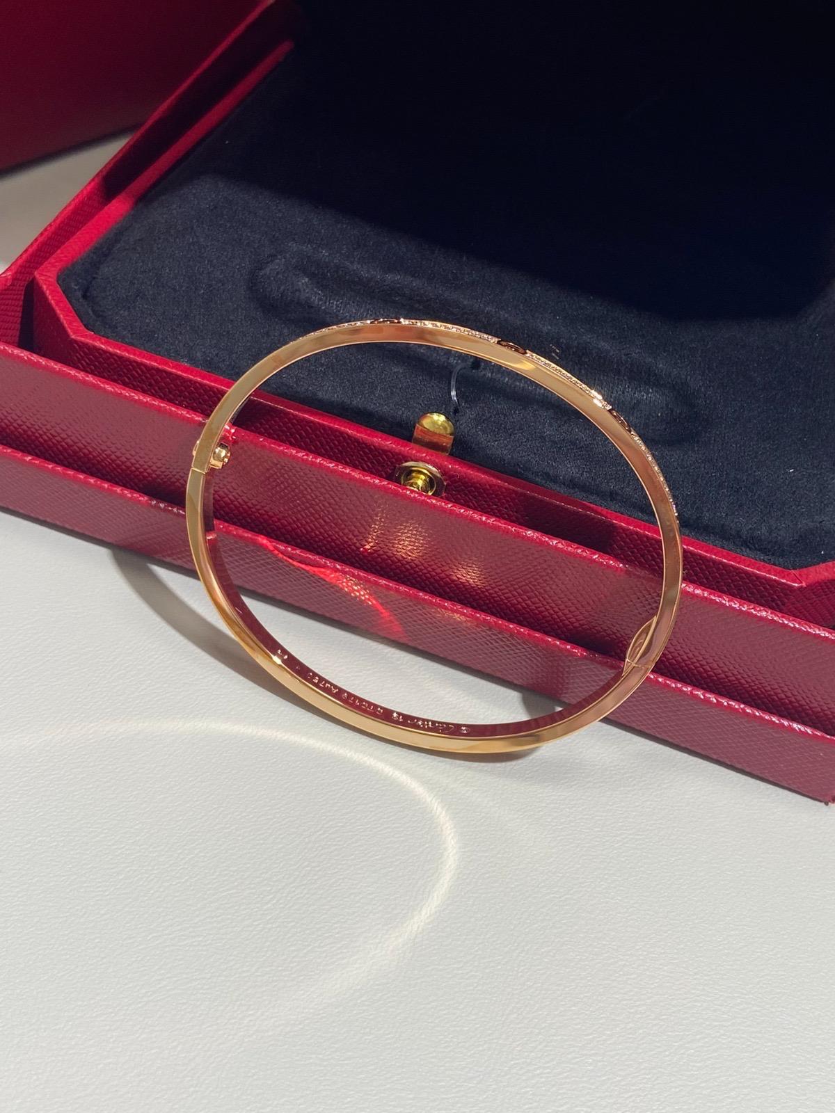 צמיד בציפוי זהב ורוד עם זירקונים – יוקרה בעיצוב עכשווי - Jewelluxe