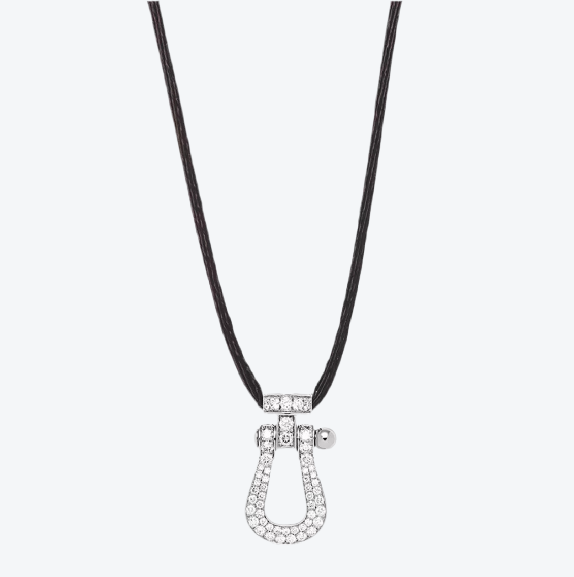 שרשרת יוקרתית חוט שחור עם אבזם כסף משובץ זירקונים