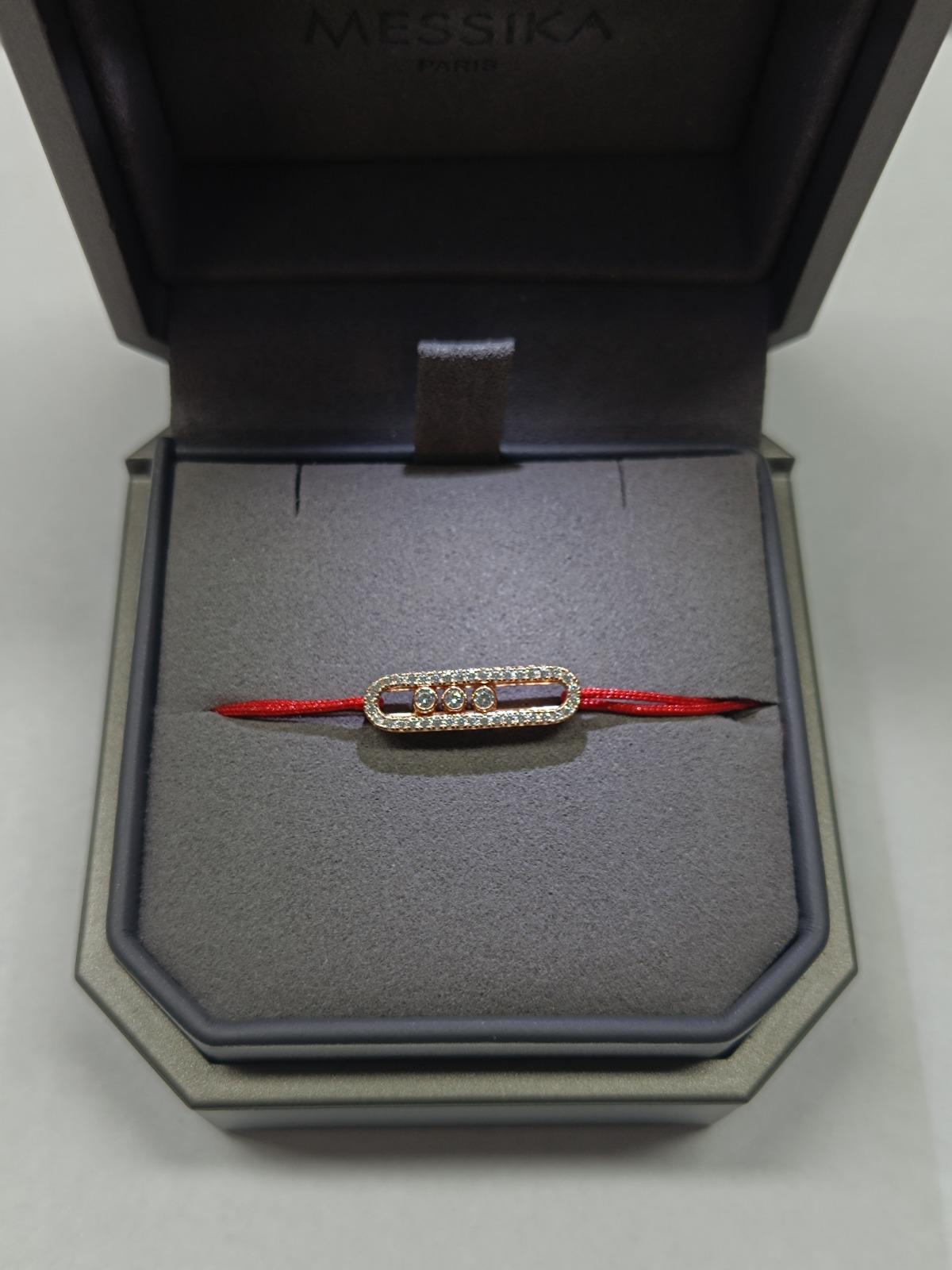 צמיד יוקרתי עם ראש בציפוי זהב ורוד 18K וחוט בגוון אדום - Jewelluxe