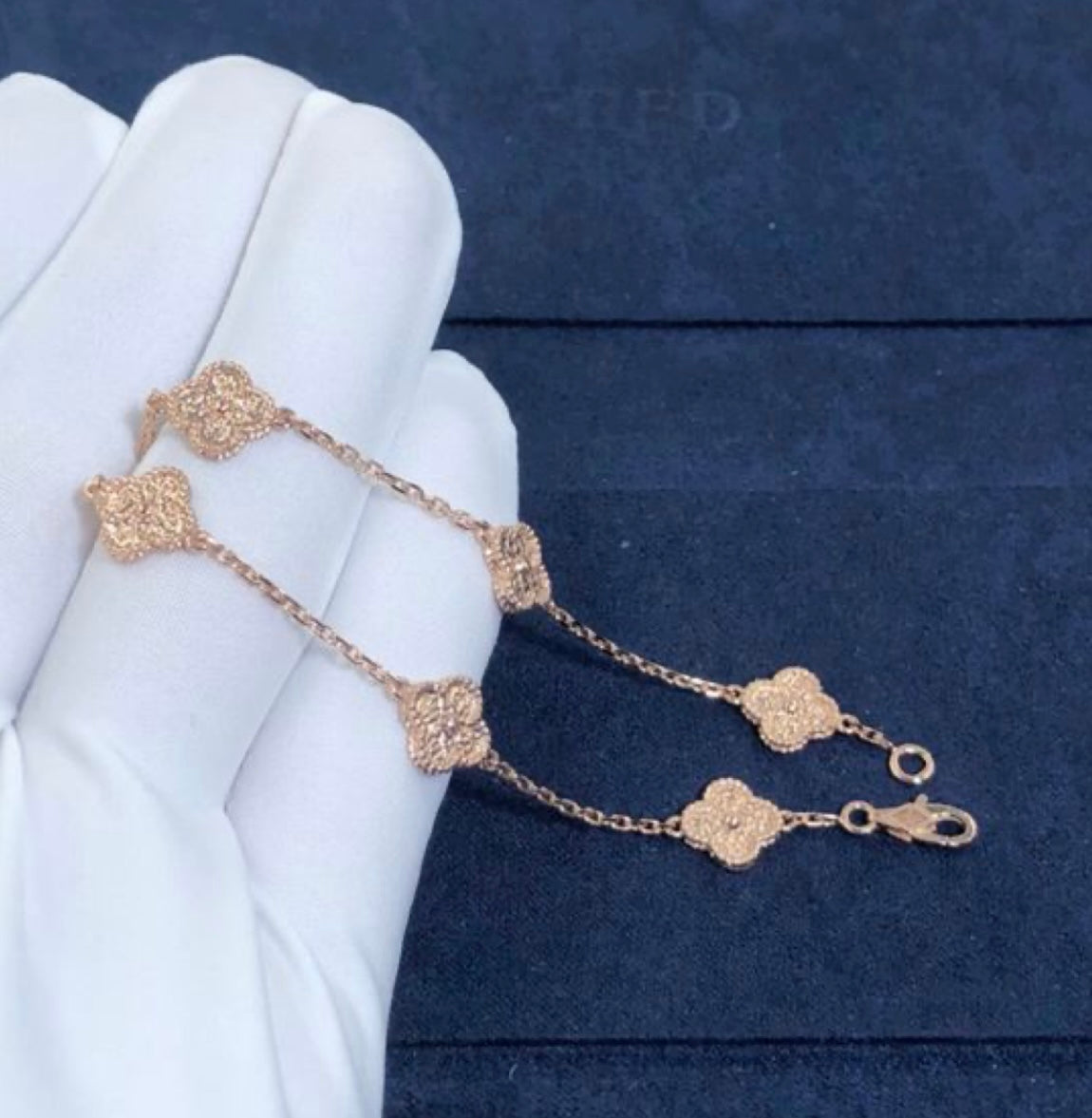 צמיד תלתן יוקרתי בציפוי זהב ורוד 18k - Jewelluxe