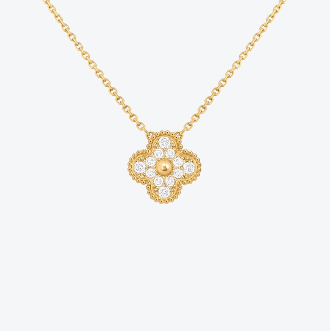 שרשרת תלתן בגוון זהב עם תליון תלתן בגוון זהב ומשובץ זירקונים נוצצים