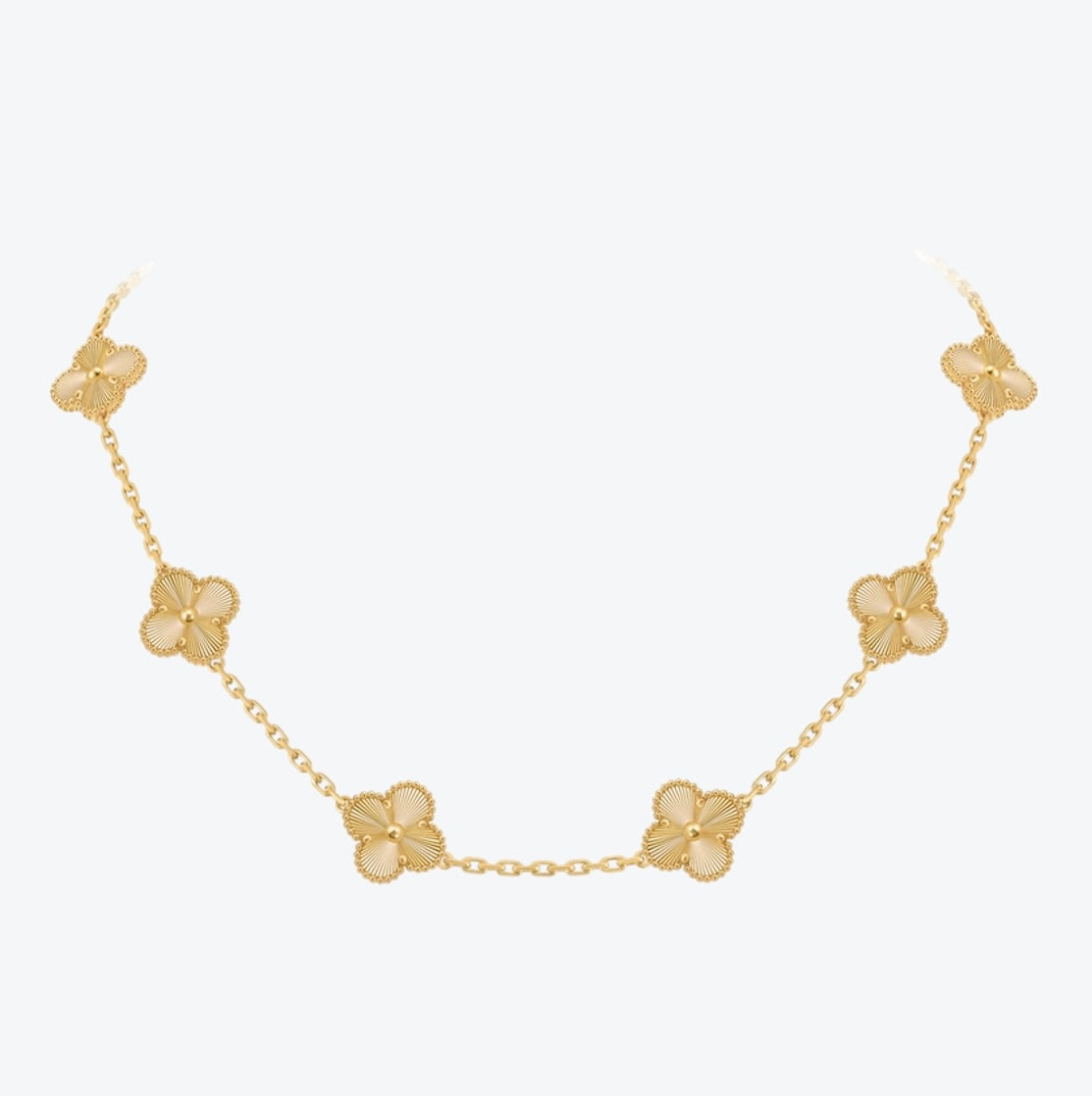 שרשרת 10 תלתנים בגוון זהב עם תליון תלתן בגוון זהב