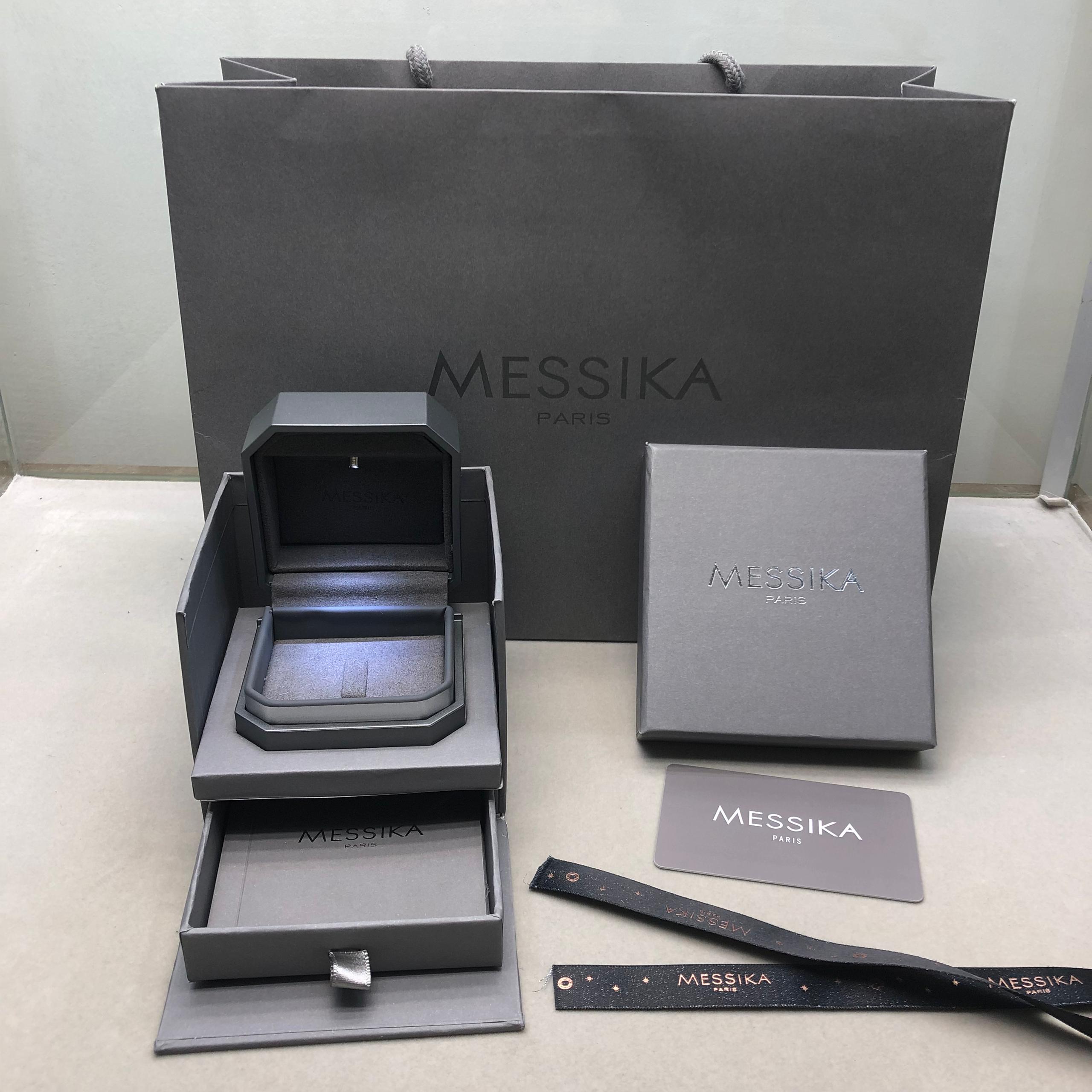 טבעת אהבה בגוון כסף עם זירקון 1 נעים עיצוב ואלגנטי