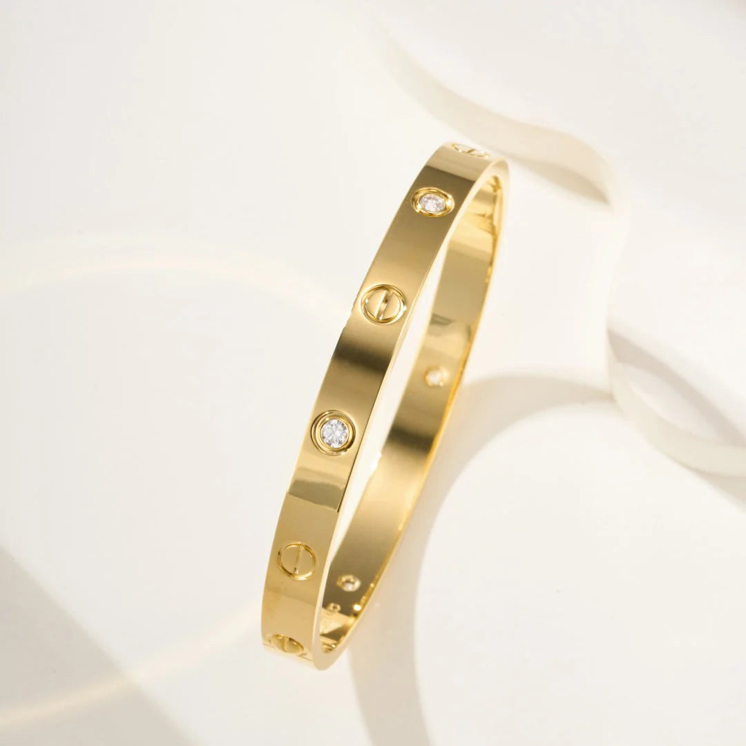 Bracelet élégant couleur or serti de 4 zircons brillants — JEWELLUXE™