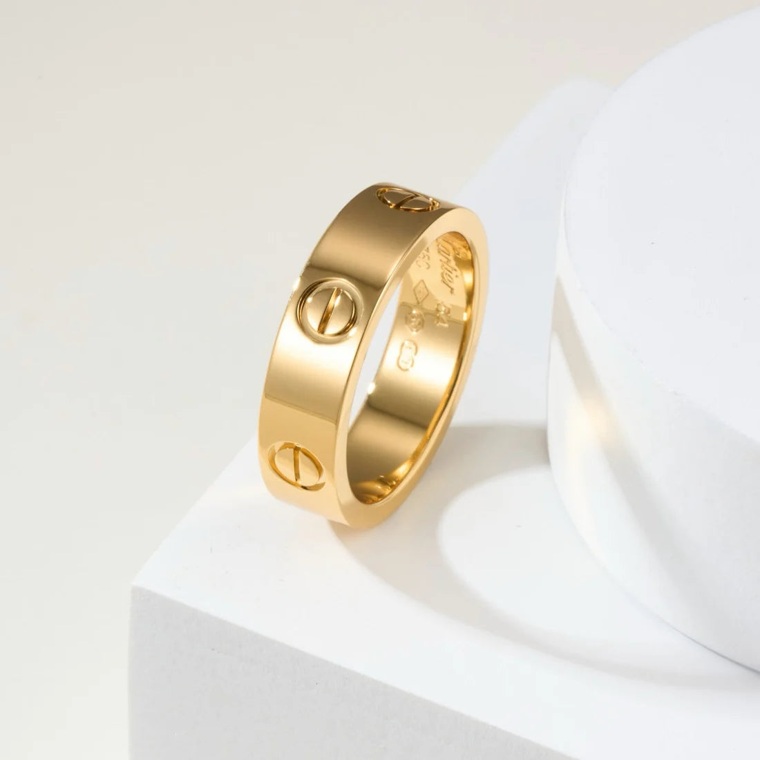 טבעת אלגנטית בגוון גולד מבריק — JEWELLUXE™