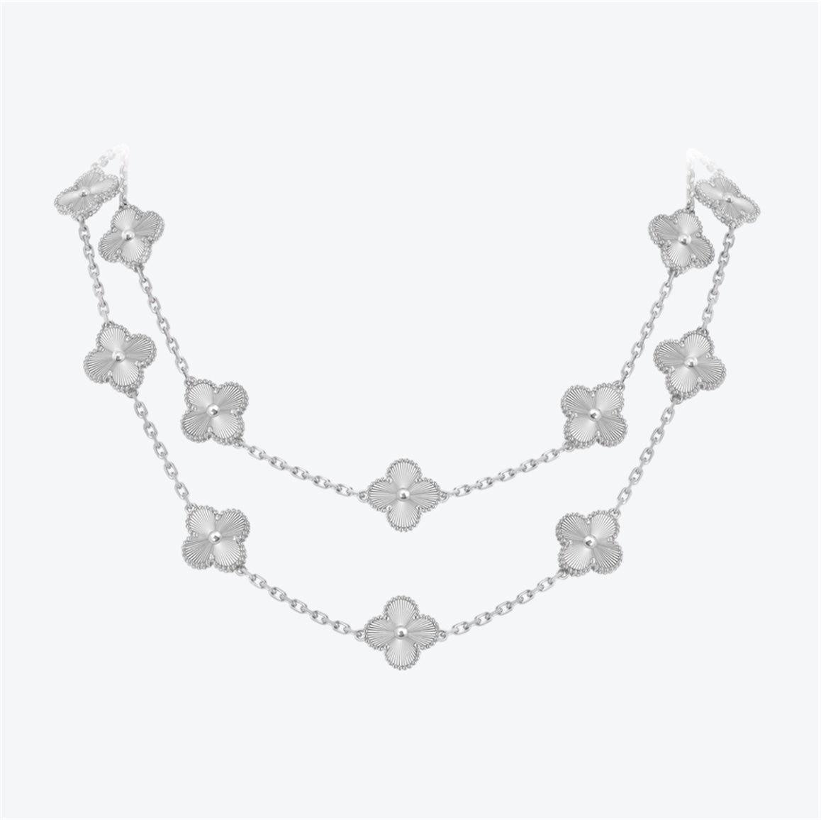 שרשרת 20 תלתנים בגוון כסף עם תליון תלתן בגוון כסף