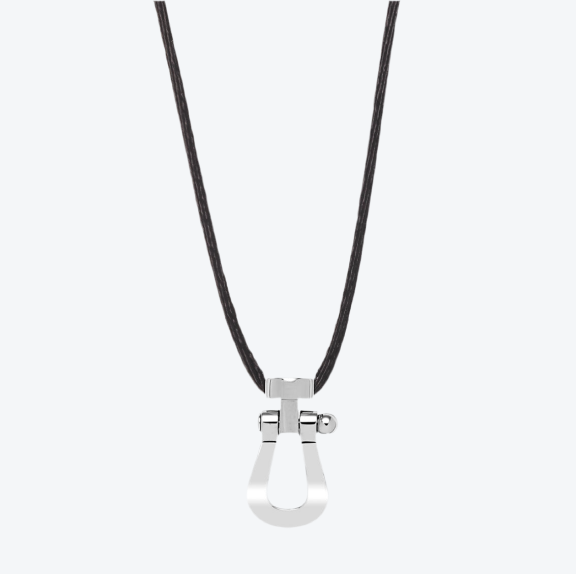 שרשרת חוט שחור עם אבזם כסף בעיצוב ימי