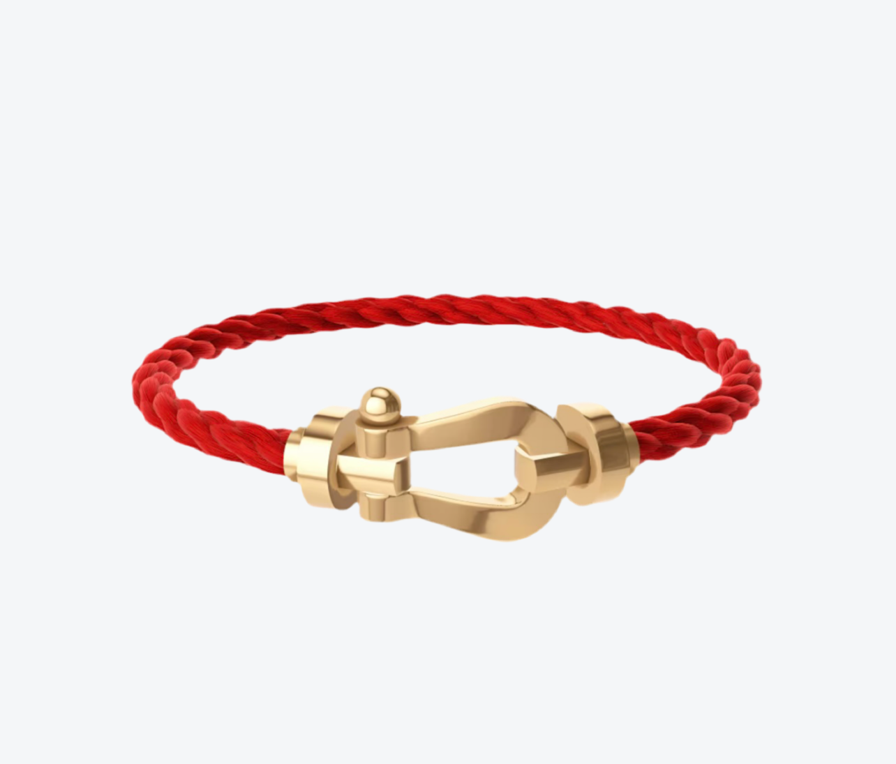 צמיד יוקרתי עם רצועת חבל אדומה ואבזם בגוון זהב מבריק בעיצוב עוצמתי