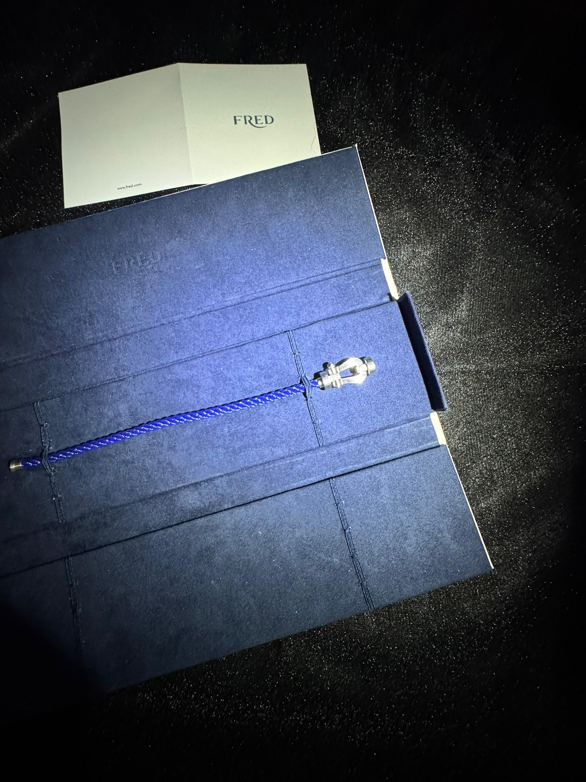 Luxury Bracelet with Blue Rope Strap and Silver-Toned Brushed Clasp — JEWELLUXE™