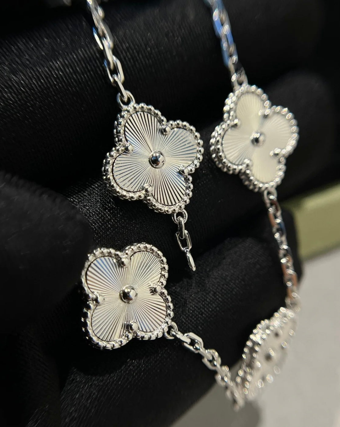 Kleeblatt-Armband mit 5 Kleeblättern in Silber