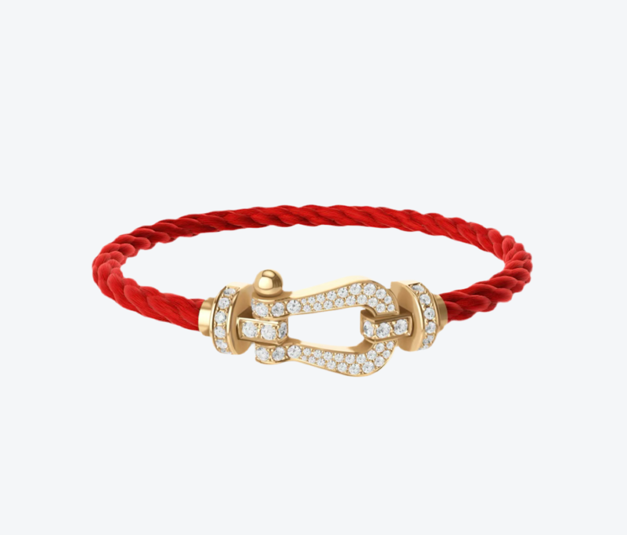 צמיד יוקרתי עם רצועת חבל אדומה ואבזם בגוון זהב משובץ בזירקונים