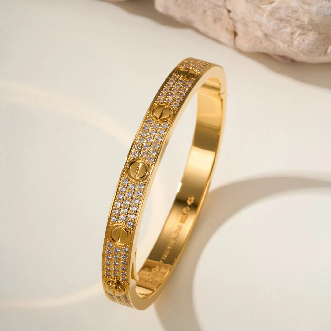 Elegant gold-tone bracelet with sparkling zircons — JEWELLUXE™