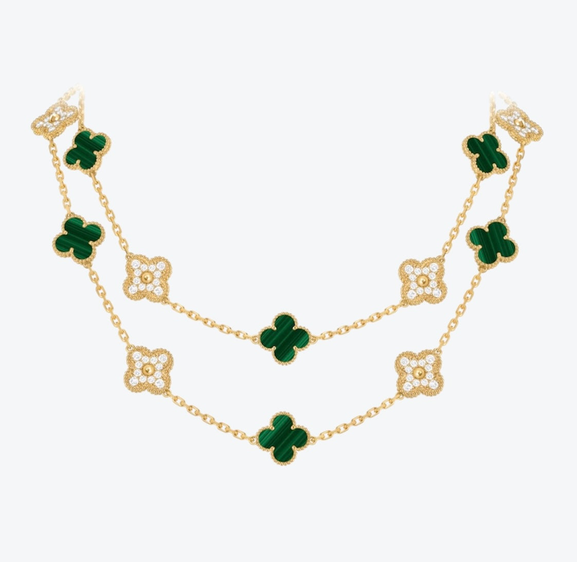 שרשרת 20 תלתנים צבע זהב עם תליון תלתן ירוק משובץ זירקונים נוצצים