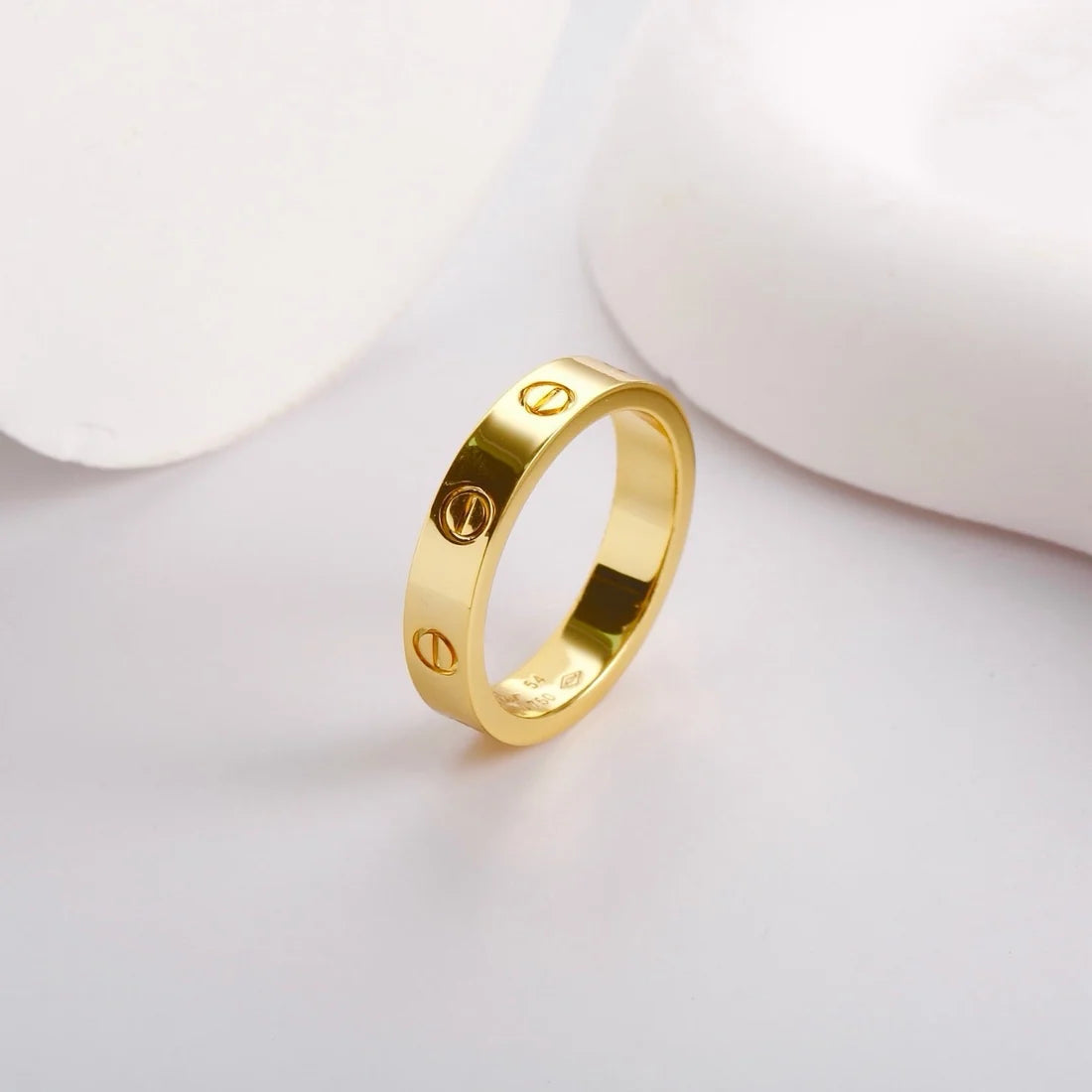 טבעת אלגנטית בגוון גולד מבריק — JEWELLUXE™